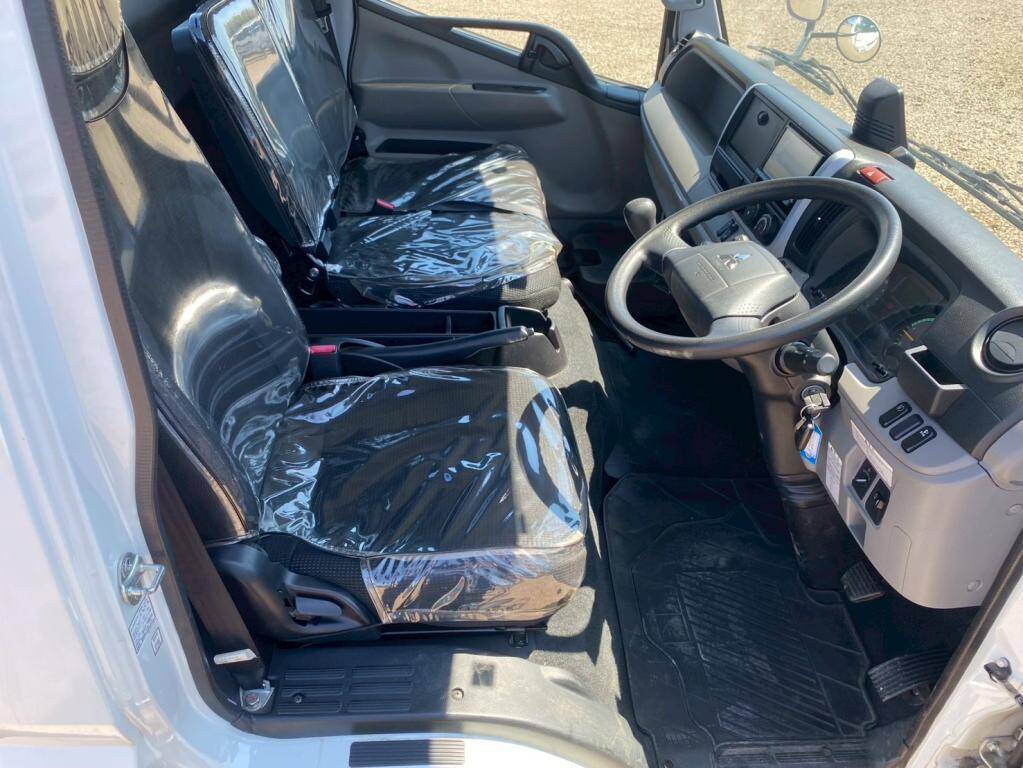 三菱ふそうキャンタークレーン4段小型（2t・3t）[写真18]