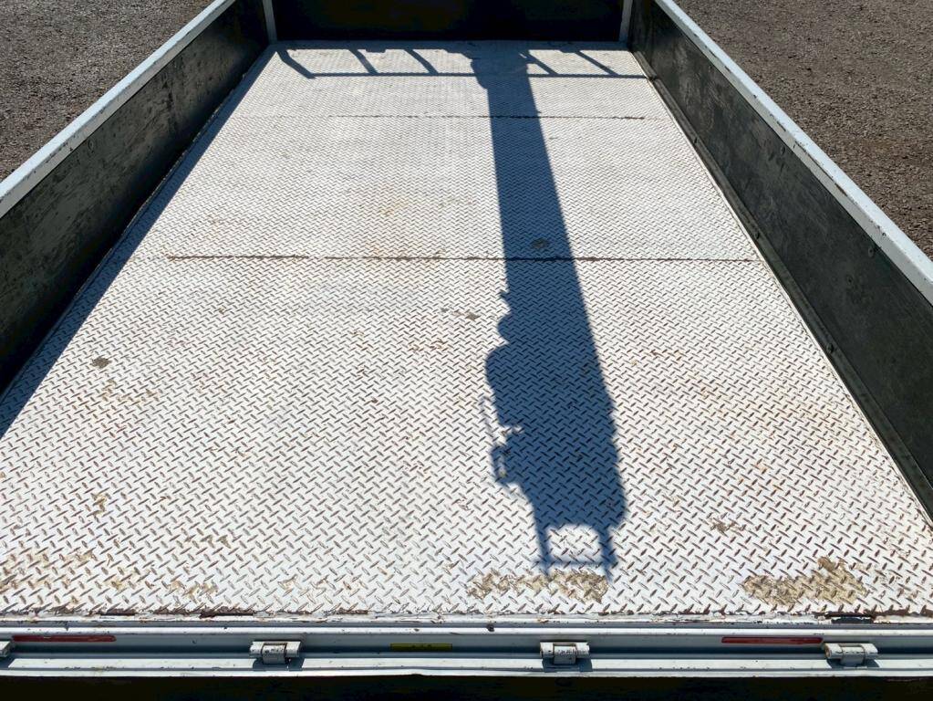 三菱ふそうキャンタークレーン4段小型（2t・3t）[写真07]