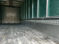 いすゞフォワードアルミウイング増トン（6t・8t）[写真11]