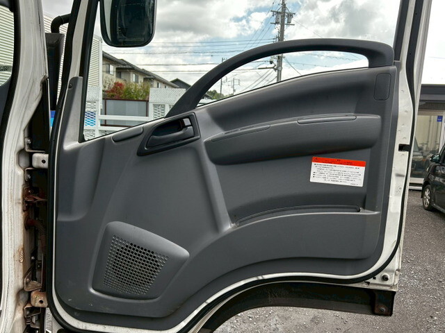 いすゞフォワードアルミウイング増トン（6t・8t）[写真16]