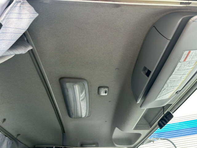 いすゞフォワードアルミウイング増トン（6t・8t）[写真18]