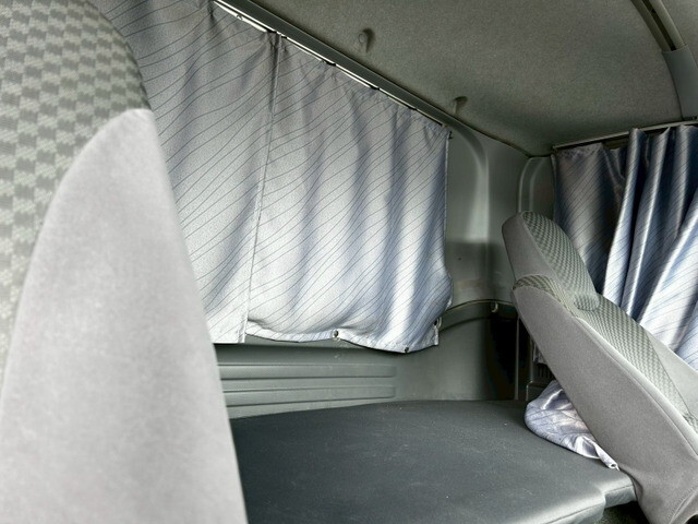 いすゞフォワードアルミウイング増トン（6t・8t）[写真20]