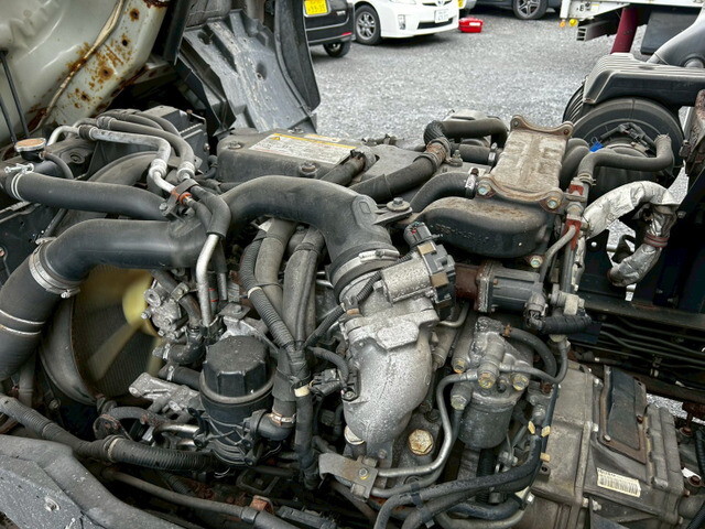 いすゞフォワードアルミウイング増トン（6t・8t）[写真30]