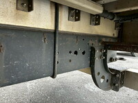 いすゞフォワードアルミウイング増トン（6t・8t）[写真32]