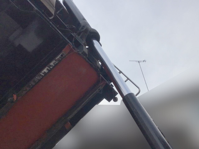 日野プロフィアダンプ大型（10t）[写真13]