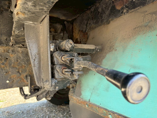 日野プロフィアセルフローダー大型（10t）[写真33]