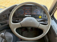 日野プロフィアセルフローダー大型（10t）[写真36]