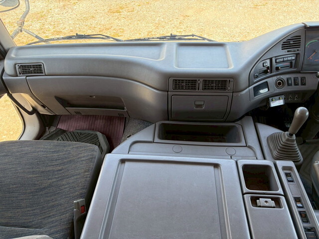 日野プロフィアセルフローダー大型（10t）[写真36]