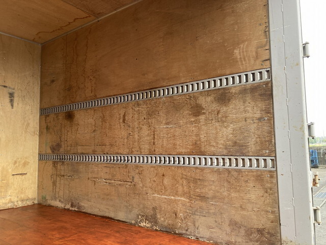 トヨタダイナアルミバン小型（2t・3t）[写真22]