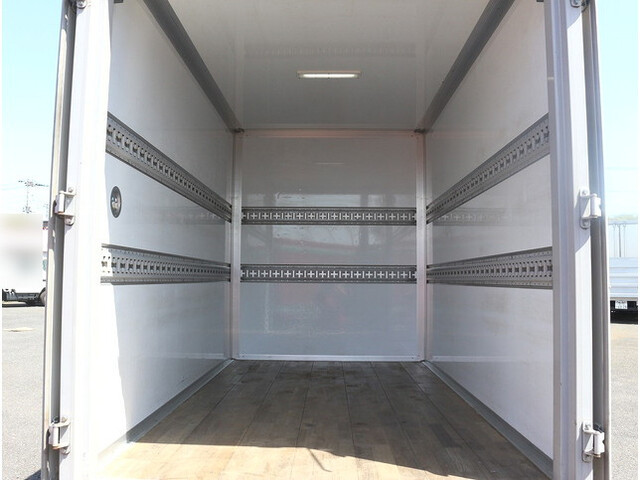 日産アトラスパネルバン小型（2t・3t）[写真12]