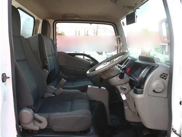 日産アトラスパネルバン小型（2t・3t）[写真22]