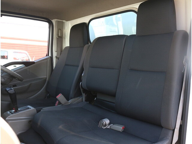 日産アトラスパネルバン小型（2t・3t）[写真38]