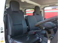 いすゞエルフダブルキャブ（Wキャブ）小型（2t・3t）[写真16]