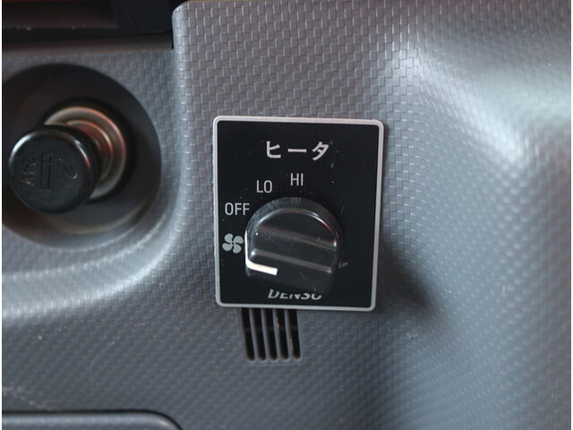 いすゞエルフダブルキャブ（Wキャブ）小型（2t・3t）[写真22]