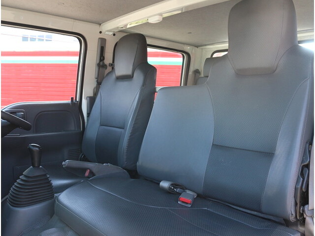 いすゞエルフダブルキャブ（Wキャブ）小型（2t・3t）[写真26]