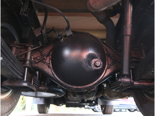 いすゞエルフダブルキャブ（Wキャブ）小型（2t・3t）[写真40]