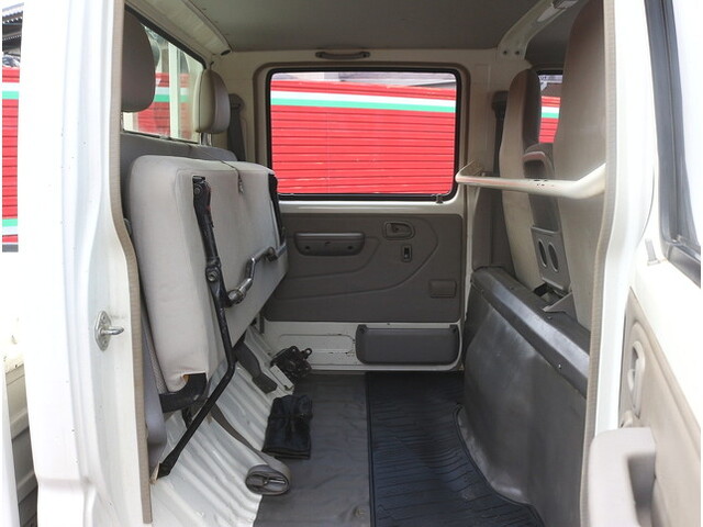 トヨタトヨエースダブルキャブ（Wキャブ）小型（2t・3t）[写真36]