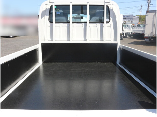 いすゞエルフダブルキャブ（Wキャブ）小型（2t・3t）[写真10]