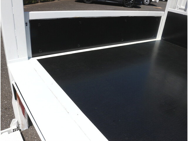 いすゞエルフダブルキャブ（Wキャブ）小型（2t・3t）[写真11]