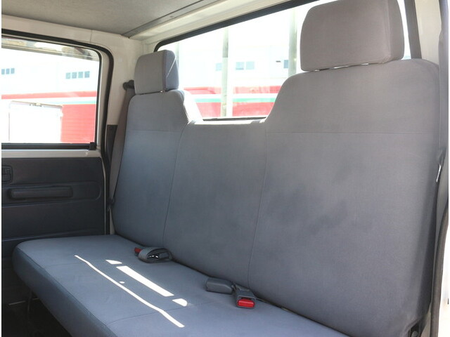 いすゞエルフダブルキャブ（Wキャブ）小型（2t・3t）[写真35]