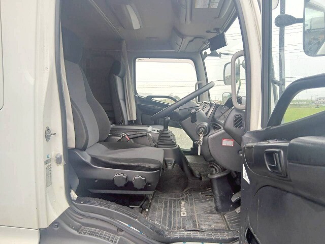 日野レンジャーアルミウイング中型（4t）[写真15]