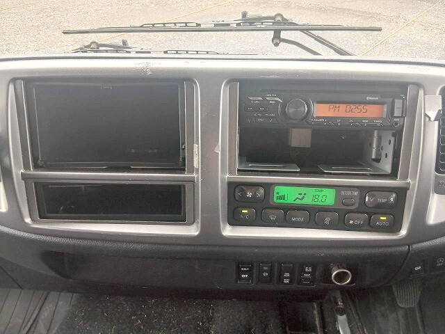 日野レンジャーアルミウイング中型（4t）[写真21]