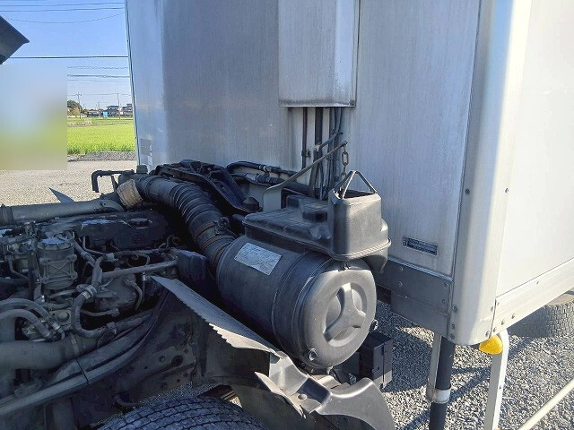 三菱ふそうファイター冷凍車（冷蔵車）中型（4t）[写真27]