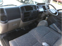 日産アトラスダブルキャブ（Wキャブ）小型（2t・3t）[写真31]