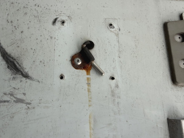 いすゞフォワード冷凍車（冷蔵車）中型（4t）[写真15]