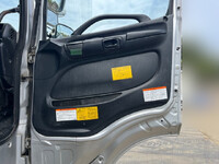 日野プロフィアダンプ大型（10t）[写真28]