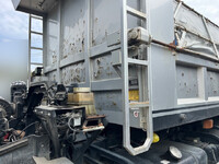 日野プロフィアダンプ大型（10t）[写真08]