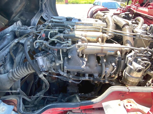 三菱ふそうスーパーグレートダンプ大型（10t）[写真14]