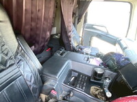 三菱ふそうスーパーグレートダンプ大型（10t）[写真17]