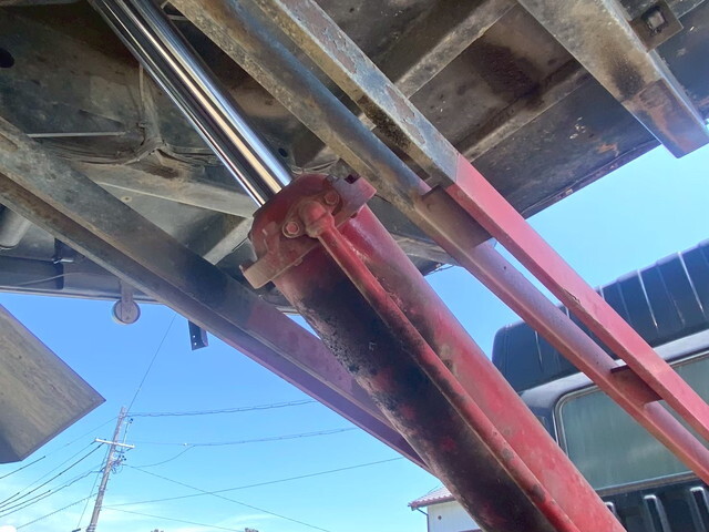 三菱ふそうスーパーグレートダンプ大型（10t）[写真29]