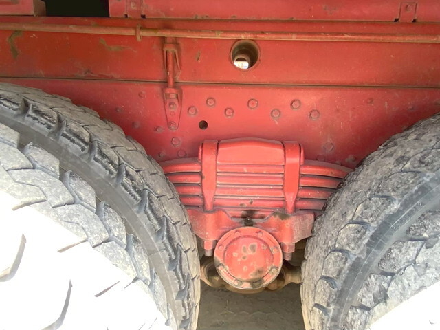 三菱ふそうスーパーグレートダンプ大型（10t）[写真36]