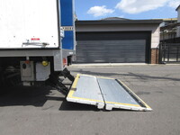 日野デュトロパネルバン小型（2t・3t）[写真11]