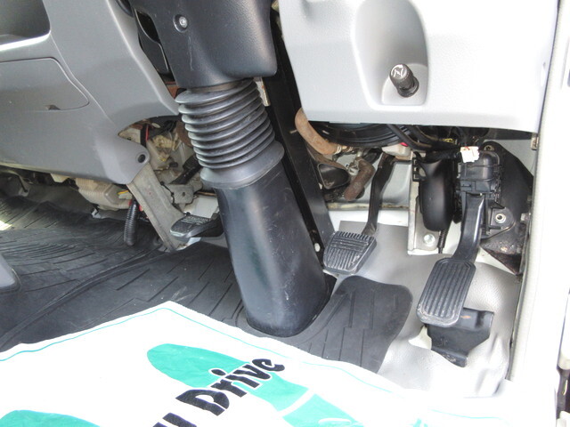 日野デュトロパネルバン小型（2t・3t）[写真20]