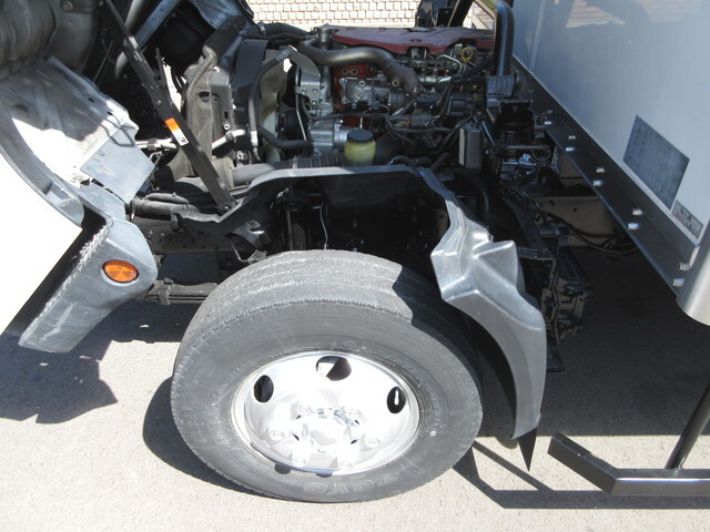 日野デュトロパネルバン小型（2t・3t）[写真24]