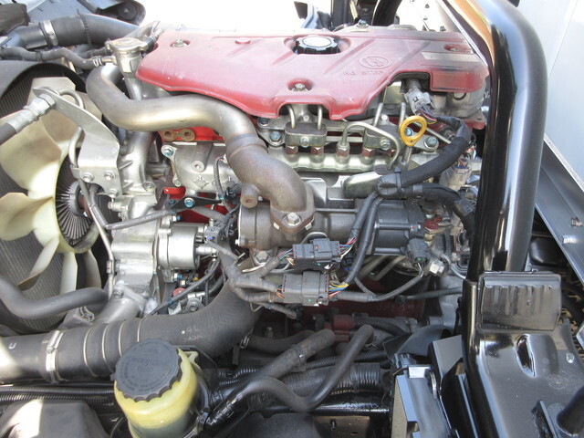 日野デュトロパネルバン小型（2t・3t）[写真25]