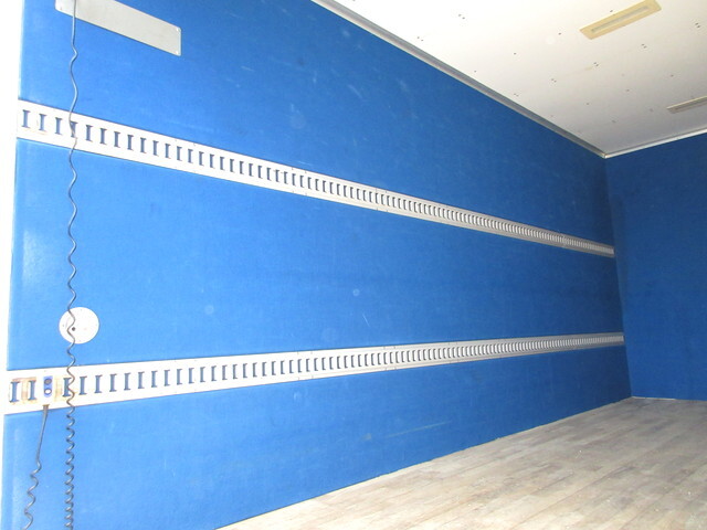 日野デュトロパネルバン小型（2t・3t）[写真07]