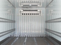 いすゞフォワード冷凍車（冷蔵車）中型（4t）[写真15]