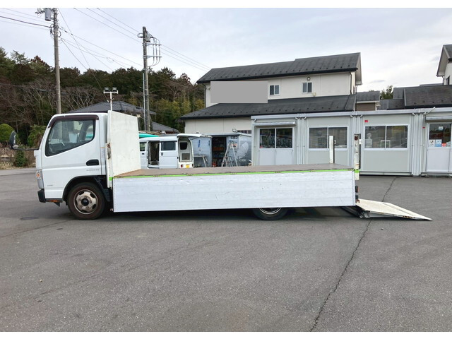 三菱ふそうキャンターアルミブロック小型（2t・3t）[写真13]