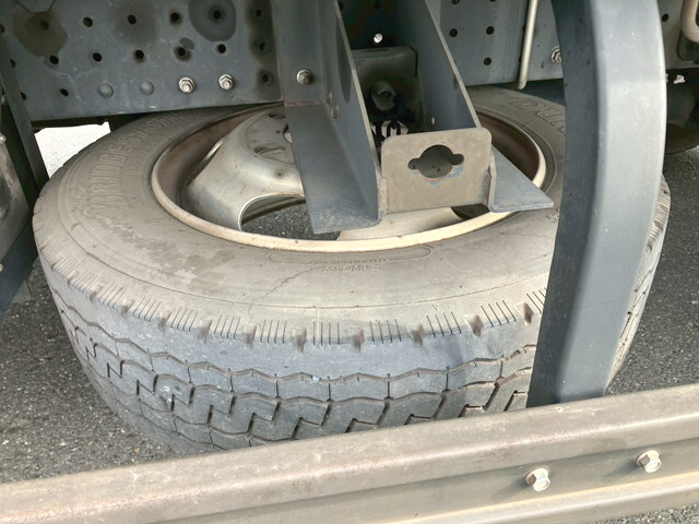 三菱ふそうキャンターアルミブロック小型（2t・3t）[写真19]