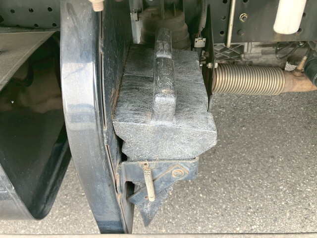 三菱ふそうキャンターアルミブロック小型（2t・3t）[写真21]