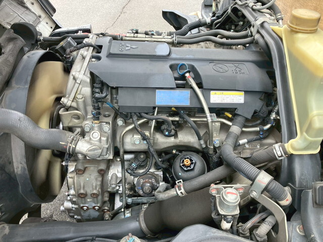 三菱ふそうキャンターアルミブロック小型（2t・3t）[写真30]