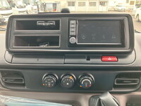 三菱ふそうキャンターアルミバン小型（2t・3t）[写真27]