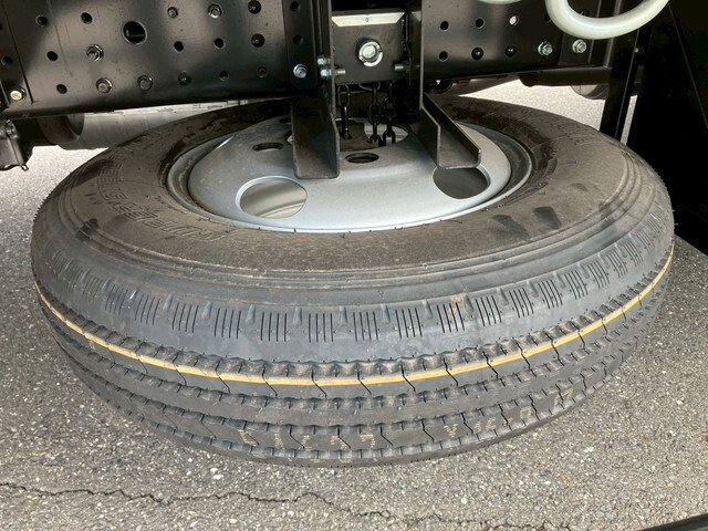 三菱ふそうキャンターアルミバン小型（2t・3t）[写真35]