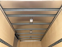 三菱ふそうキャンターアルミバン小型（2t・3t）[写真17]