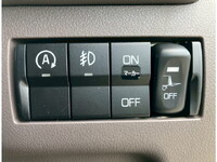 三菱ふそうキャンターアルミバン小型（2t・3t）[写真32]