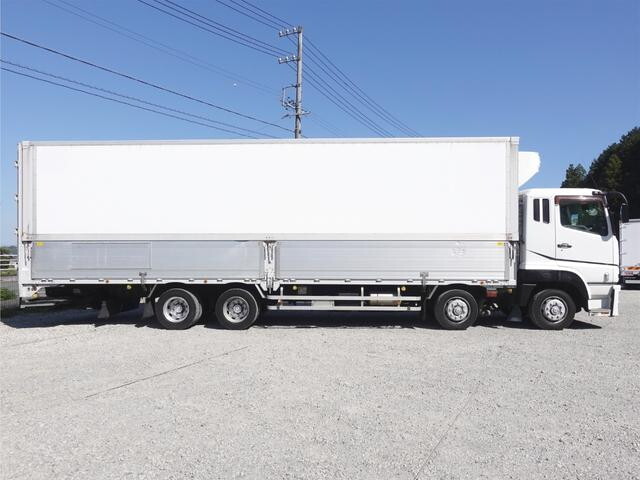 三菱ふそうスーパーグレート冷蔵冷凍ウイング大型（10t）[写真06]